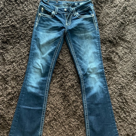 Miss Me Jeans - Picture 2 of 3